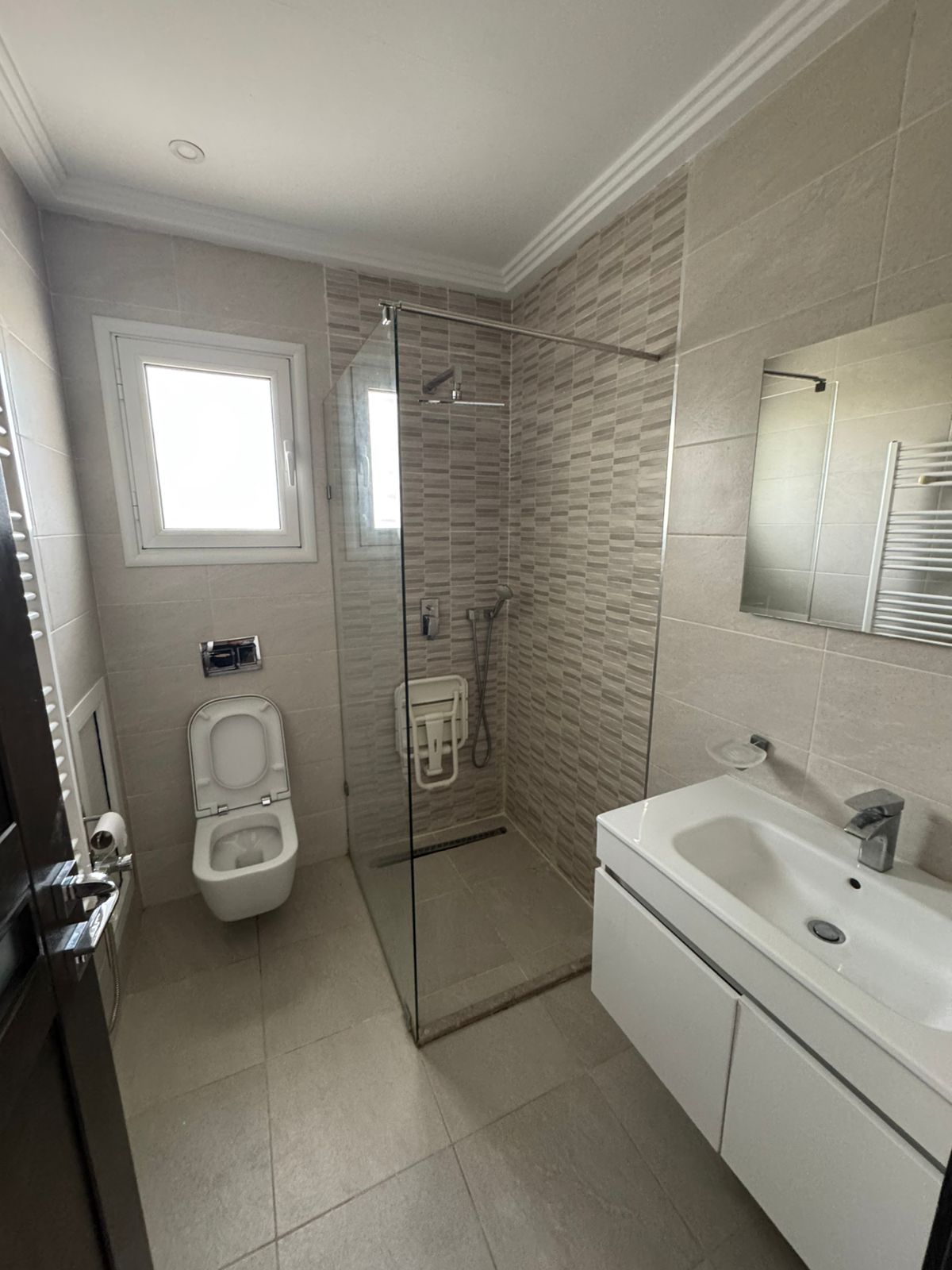 Ariana Ville&nbsp;Cite Ennasr 2&nbsp;Location&nbsp;Appart. 3 pi�ces&nbsp;Appartement haut standing ennasr2