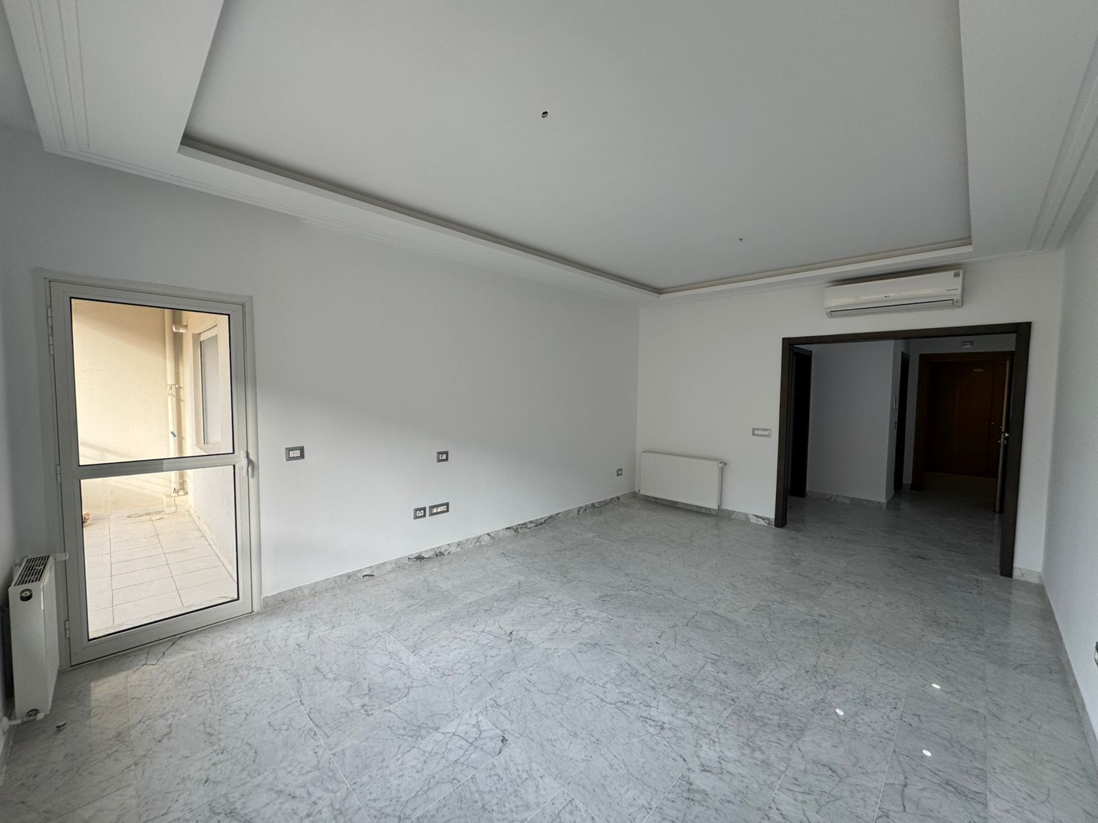 Ariana Ville&nbsp;Cite Ennasr 2&nbsp;Location&nbsp;Appart. 3 pi�ces&nbsp;Appartement haut standing ennasr2