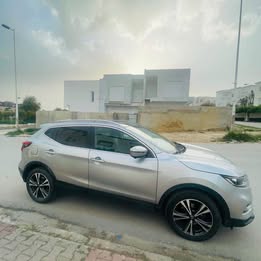 Mnihla&nbsp;Jardins d'el Menzah&nbsp;Nissan&nbsp;Qashqai&nbsp;Qashqai essence boite auto import�e de france