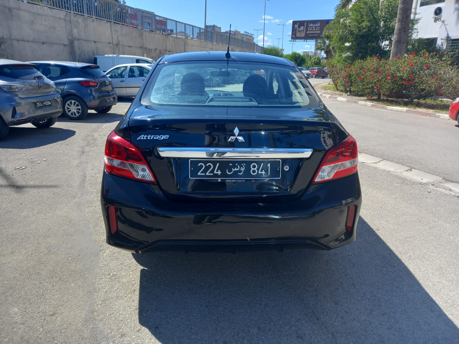 Cite El Khadra&nbsp;Cite El Khadra&nbsp;Mitsubishi&nbsp;Autre Mod�le&nbsp;Mitsubishi attrage