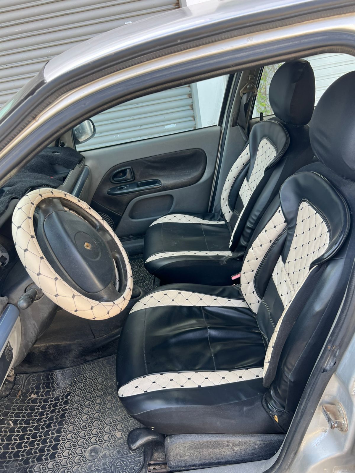 Menzel Bourguiba&nbsp;Menzel Bourguiba Ennajah&nbsp;Renault&nbsp;Clio&nbsp;Renault clio
