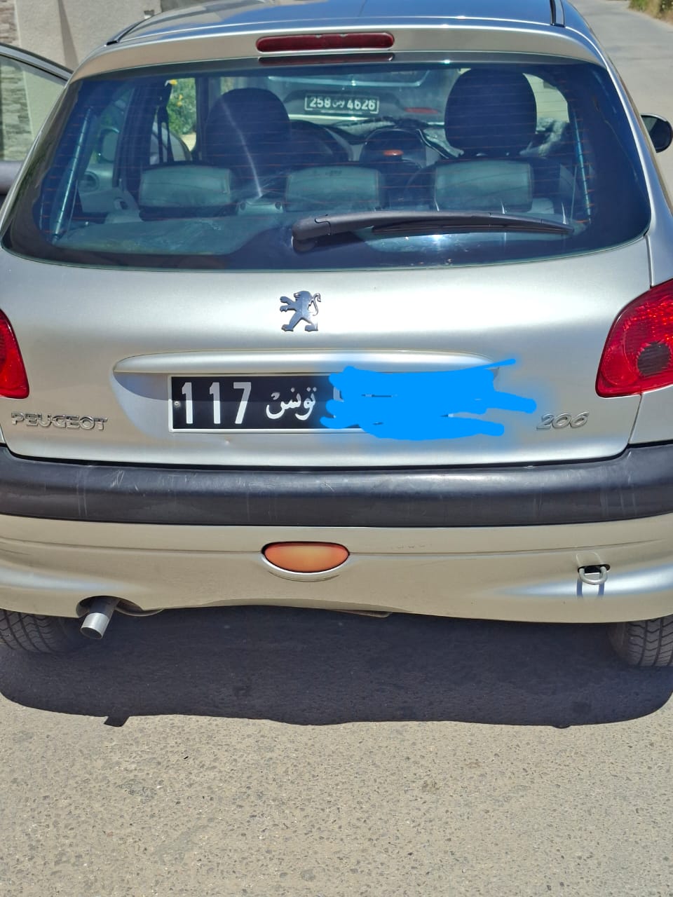 Sidi Hassine&nbsp;Sidi Hassine&nbsp;Peugeot&nbsp;206&nbsp;206 essence