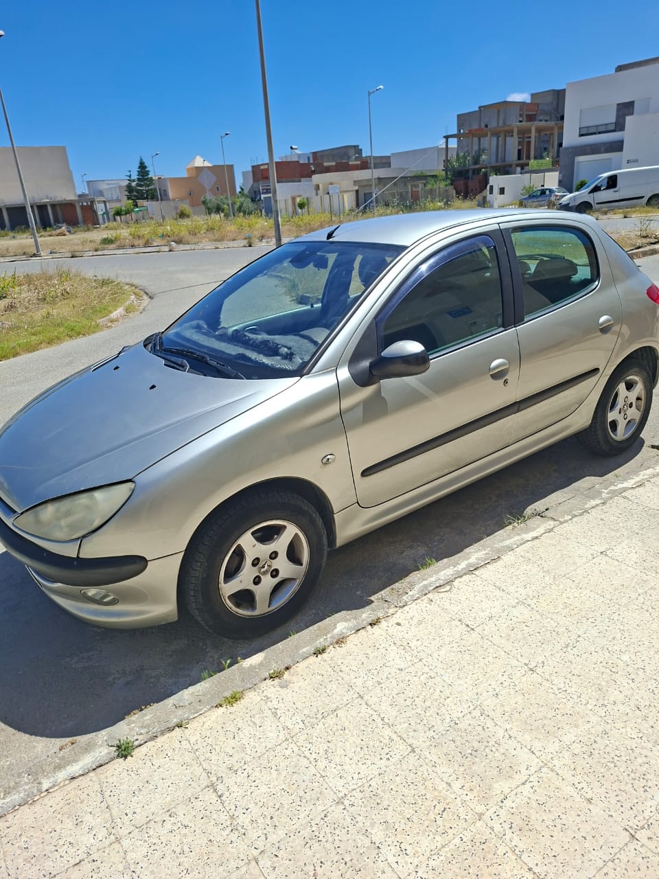 Sidi Hassine&nbsp;Sidi Hassine&nbsp;Peugeot&nbsp;206&nbsp;206 essence