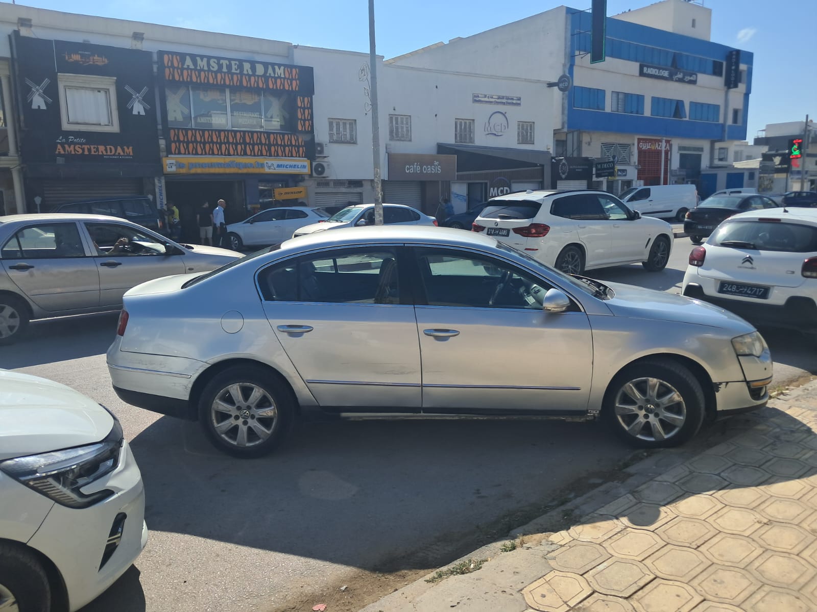 Ariana Ville&nbsp;Riadh Landlous&nbsp;Volkswagen&nbsp;Passat&nbsp;Passat b7 bon etat