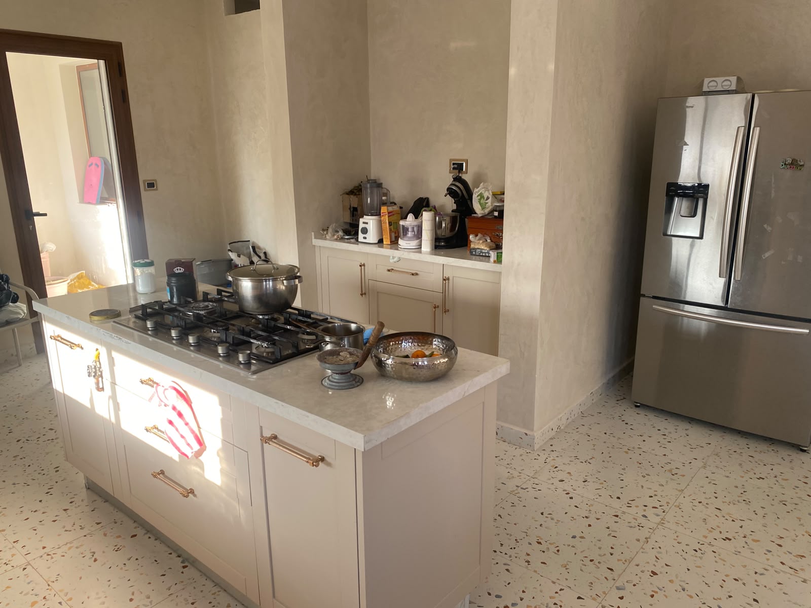 El Menzah&nbsp;Mutuelle Ville&nbsp;Location&nbsp;Appart. 5 pi�ces+&nbsp;Etage villa a cote du pmf mutuelleville tunis