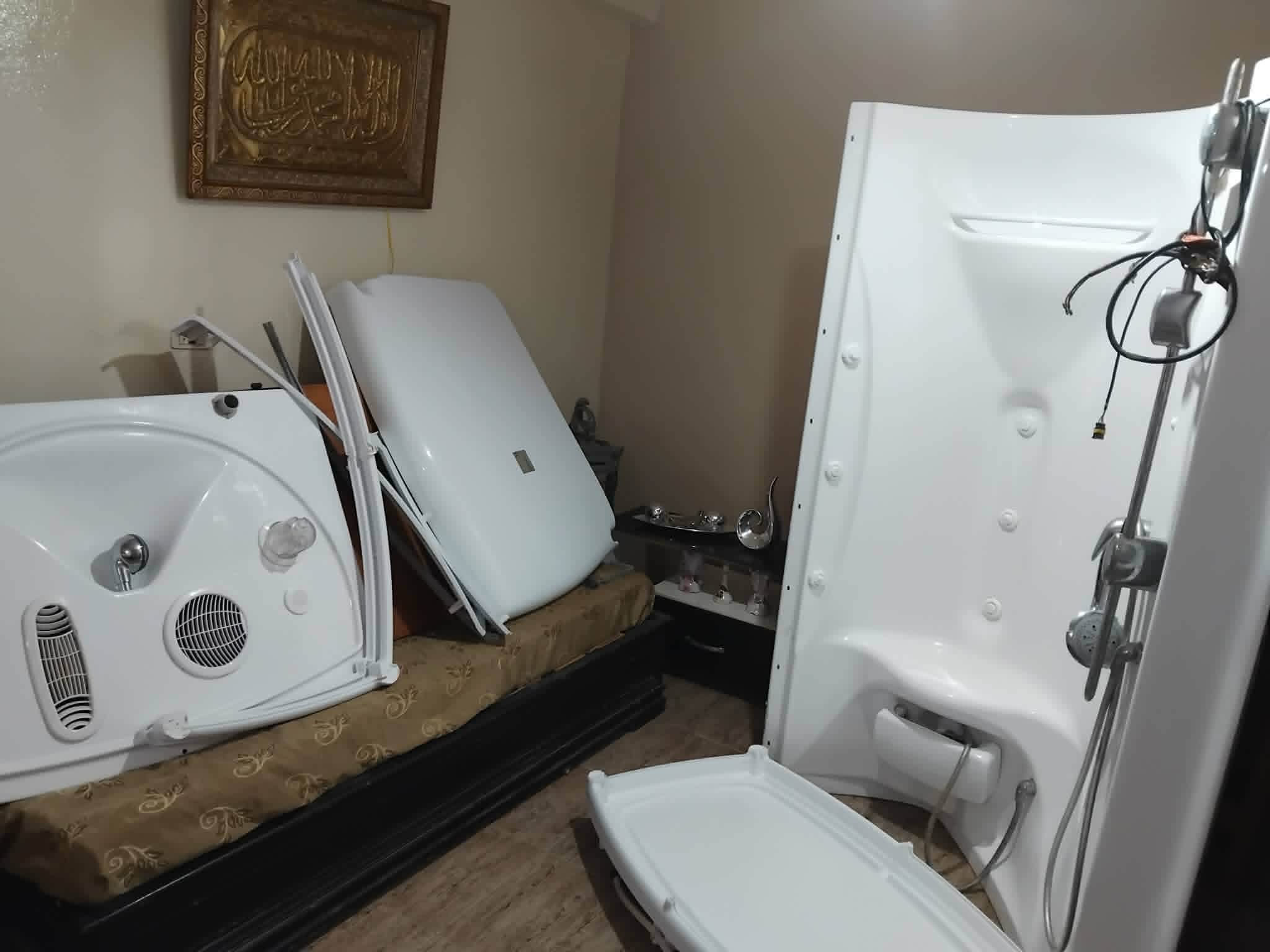 Jarzouna&nbsp;Jarzouna&nbsp;Nettoyeur vapeur&nbsp;Autre&nbsp;Douche jacussi importe de l'italie