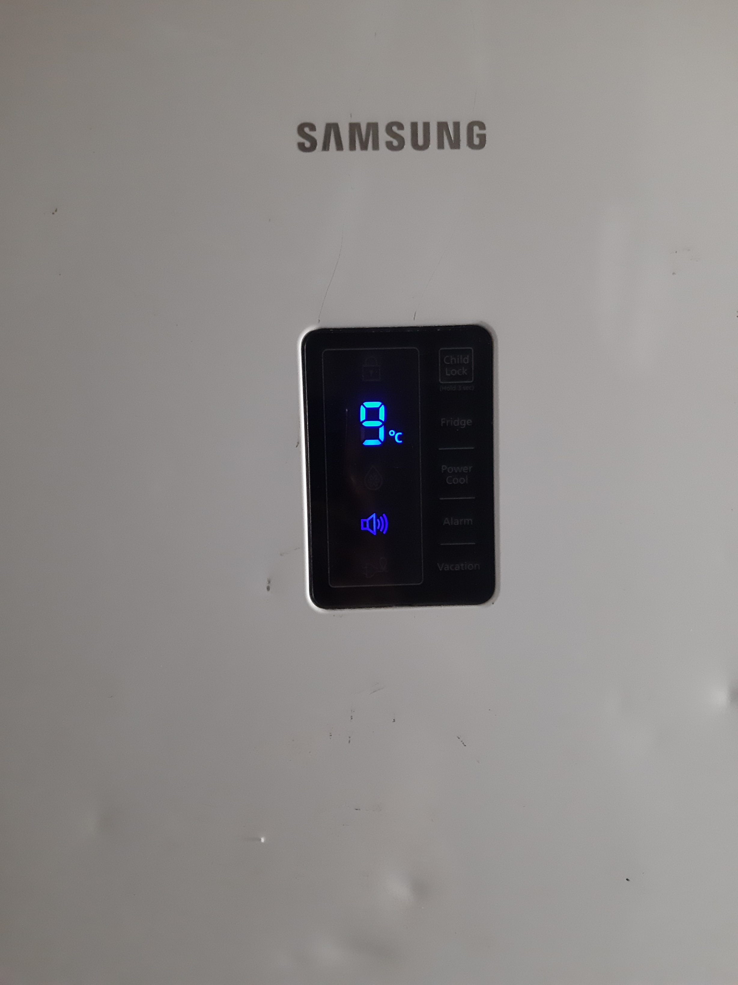Le Bardo&nbsp;Le Bardo&nbsp;R�frig�rateur 2 portes&nbsp;Autre&nbsp;R�frig�rateur samsung import� de france