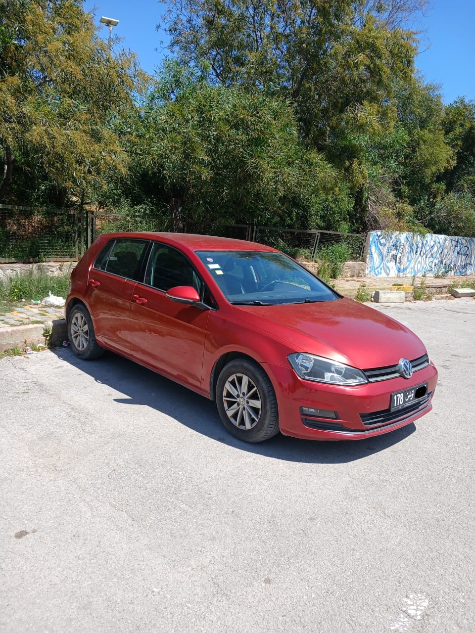 El Menzah&nbsp;El Menzah 4&nbsp;Volkswagen&nbsp;Golf 7&nbsp;Golf 7 tsi en �tat impeccable