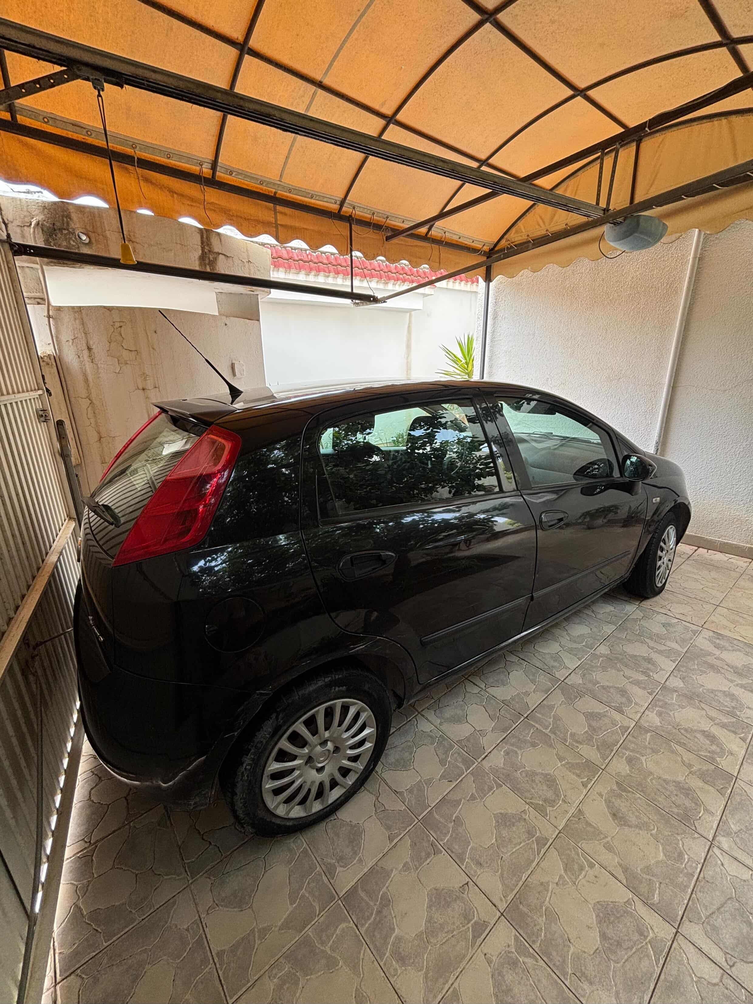 Rades&nbsp;Rades Meliane&nbsp;Fiat&nbsp;Punto&nbsp;Voiture occasion fiat grande punto