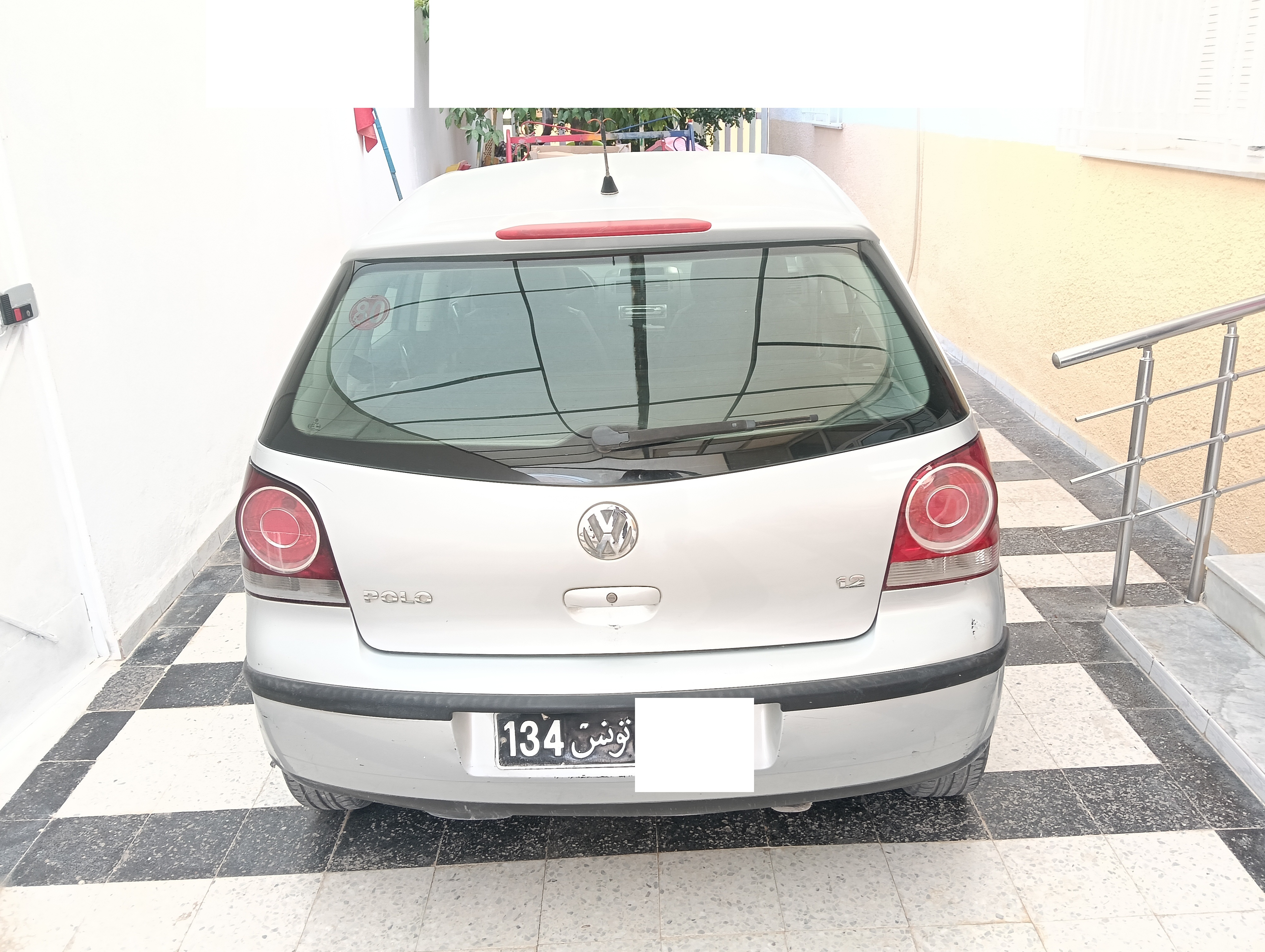 Ariana Ville&nbsp;Nouvelle Ariana&nbsp;Volkswagen&nbsp;Polo 5&nbsp;Voiture polo 1er main ann�e 2008 sans climatiseur