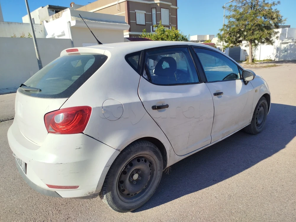 Raoued&nbsp;Cite Ennkhilet&nbsp;Seat&nbsp;Ibiza&nbsp;Seat ibiza