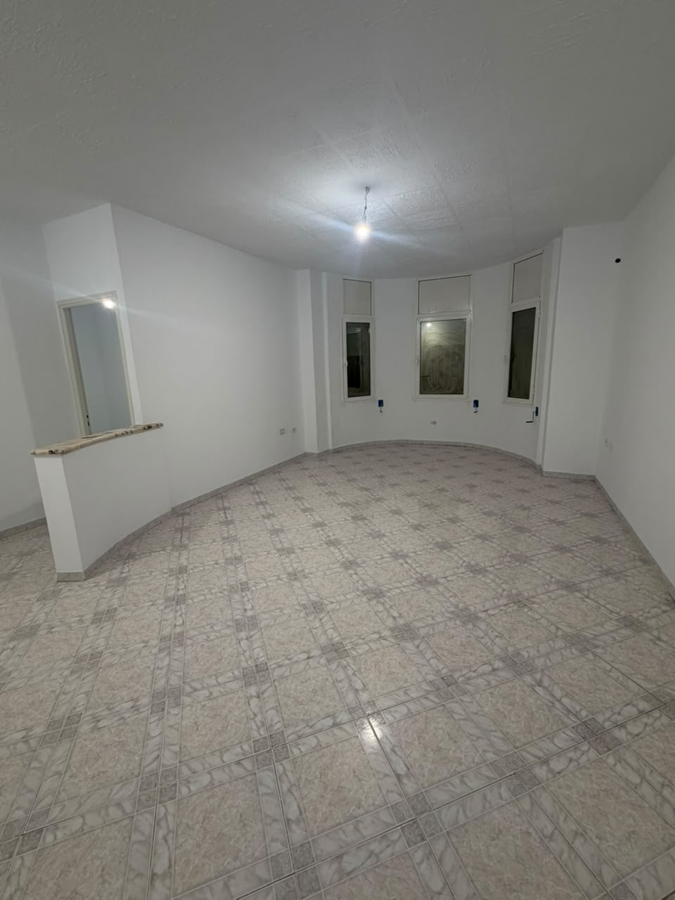 La Soukra&nbsp;Borj Louzir&nbsp;Location&nbsp;Appart. 3 pi�ces&nbsp;Bel appart � borj louzir